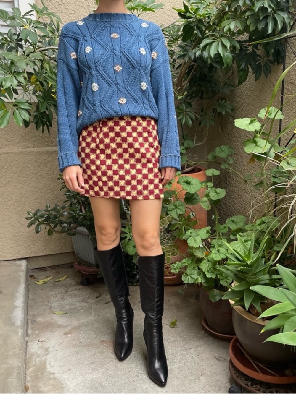 Urban Outfitters Checkered Burgundy and Cream Skirt - Picture 7 of 14